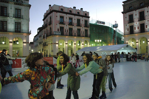 Bailando sobre hielo sintético